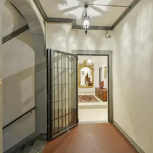 https://medici-halldis-apartment.it-tuscanyhotel.com